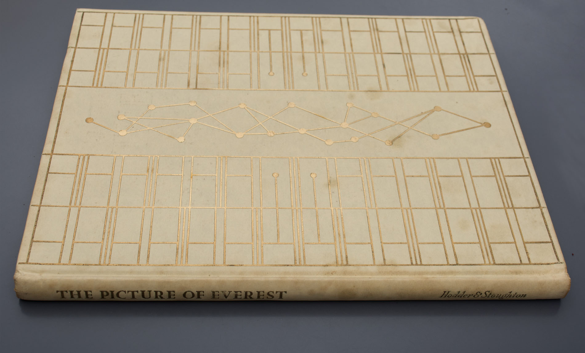 Alfred Gregory - The Picture of Everest (1954)