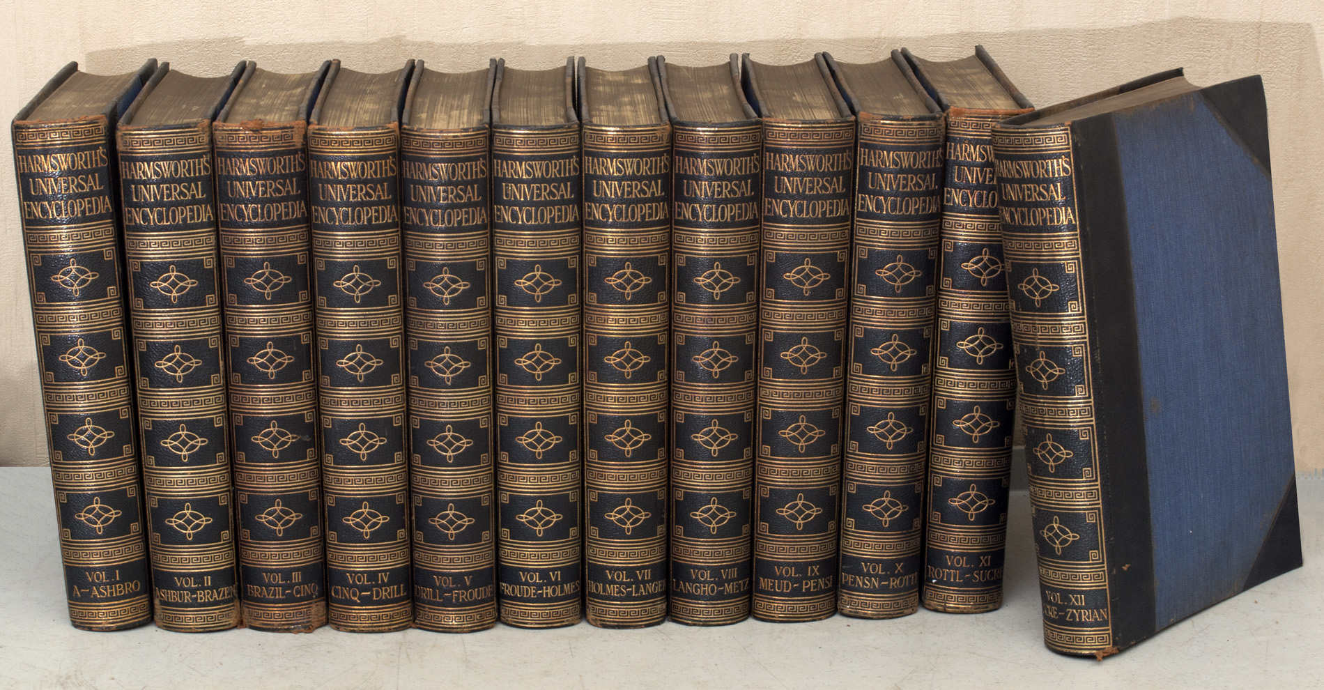 Harmsworth's Universal Encyclopedia Set of 12 Volumes