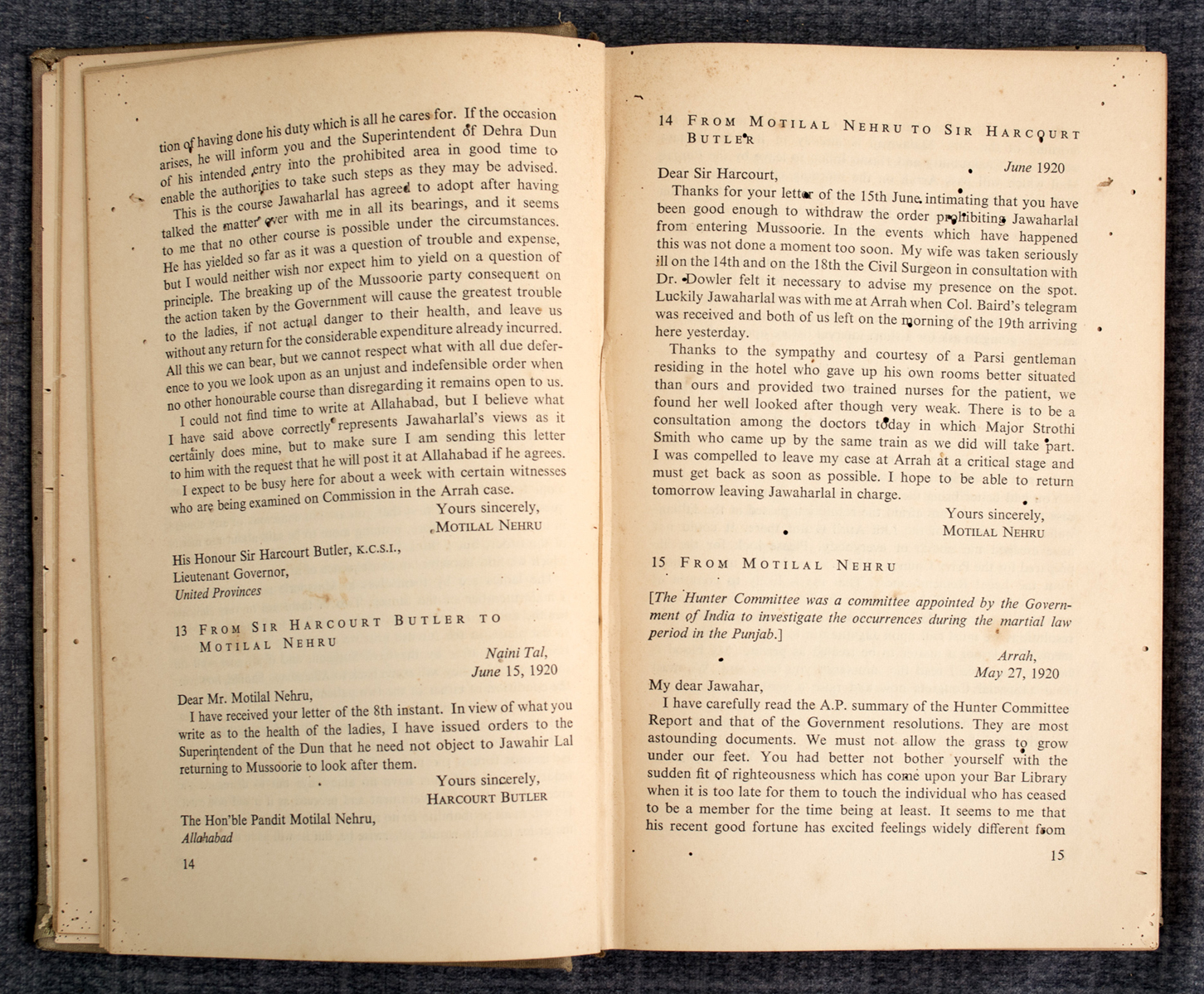 JAWAHARLAL NEHRU - A Bunch of Old Letters (1958)