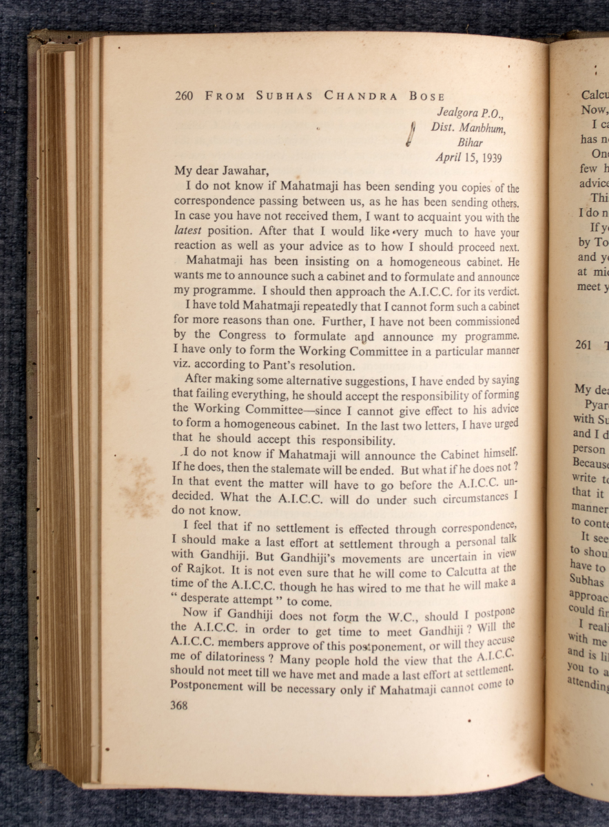 JAWAHARLAL NEHRU - A Bunch of Old Letters (1958)