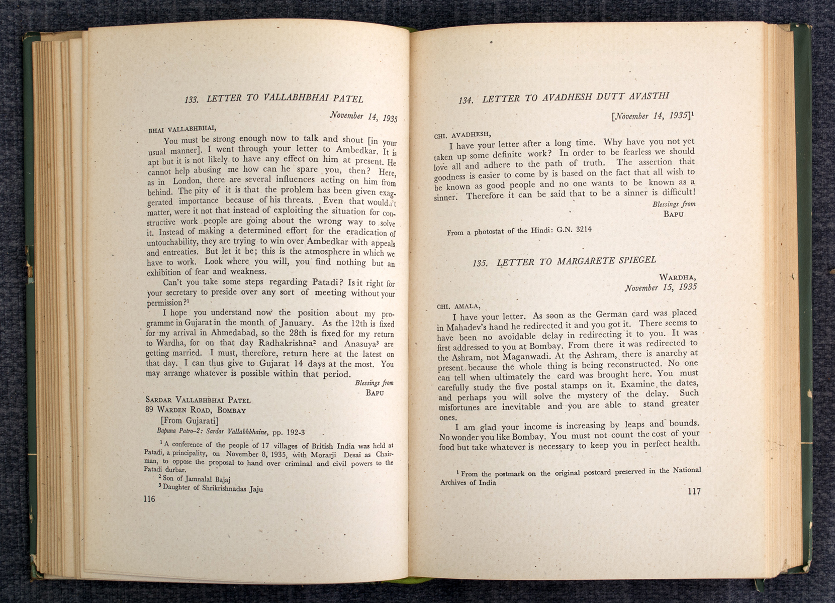 MOHANDAS KARAMCHAND GANDHI - Collected Works of Mahatma Gandhi