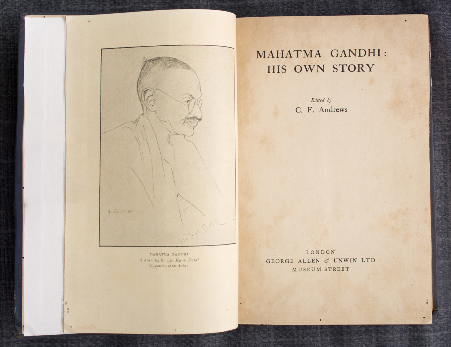 CHARLES FREER ANDREWS - Mahatma Gandhi: His own story (1930)