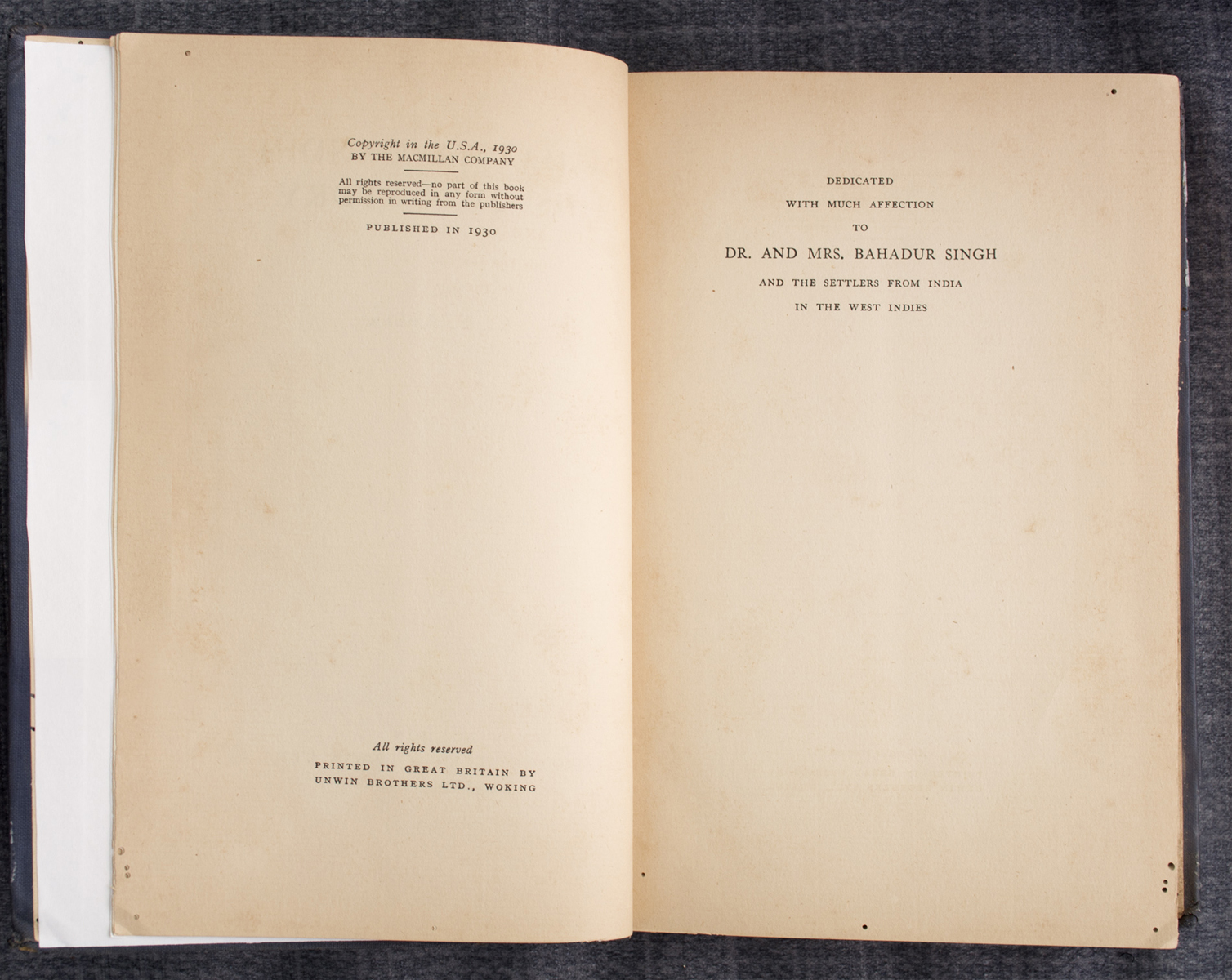 CHARLES FREER ANDREWS - Mahatma Gandhi: His own story (1930)