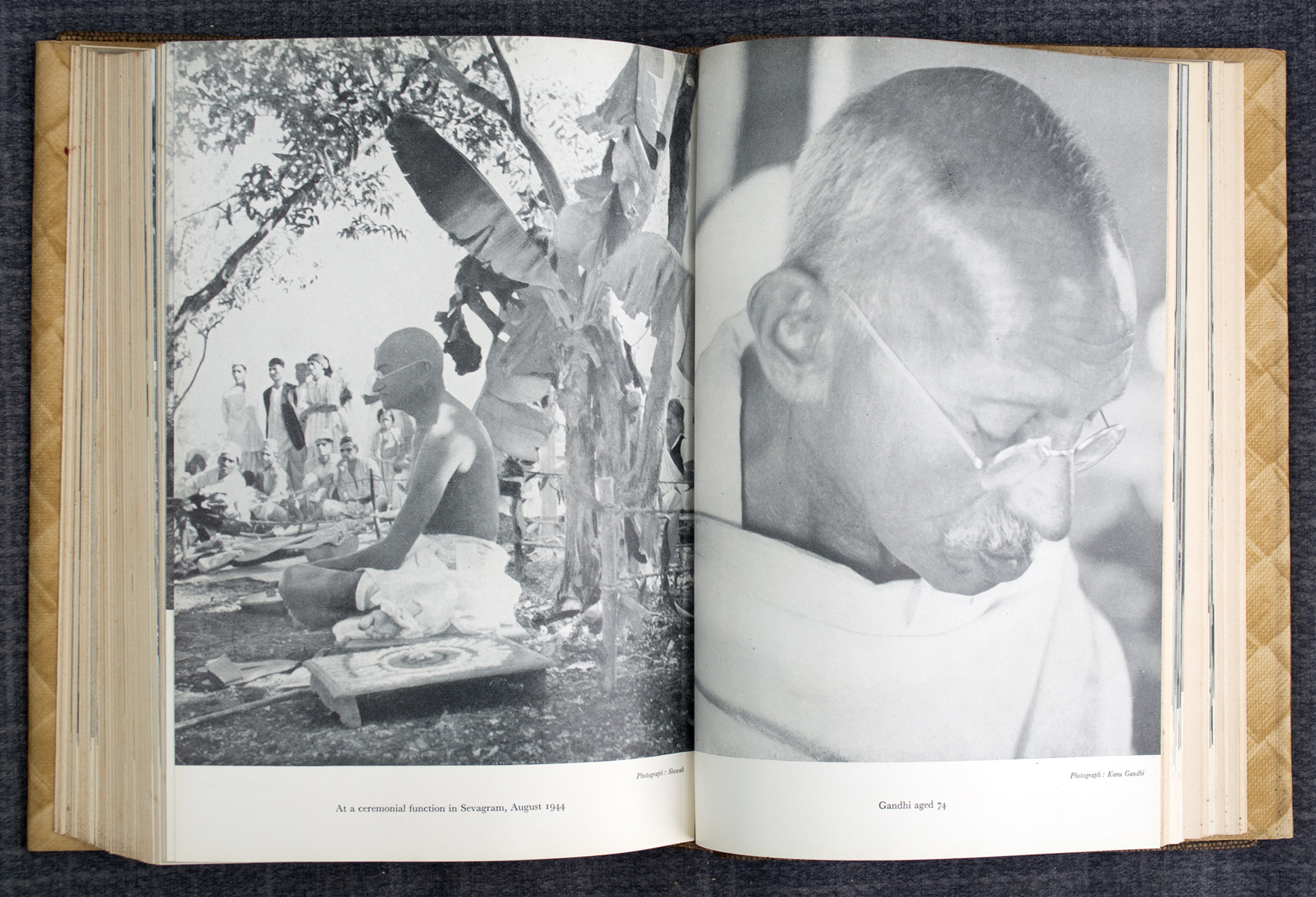 DINANATH GOPAL TENDULKAR - Mahatma: Life of Mohandas Karamchand Gandhi