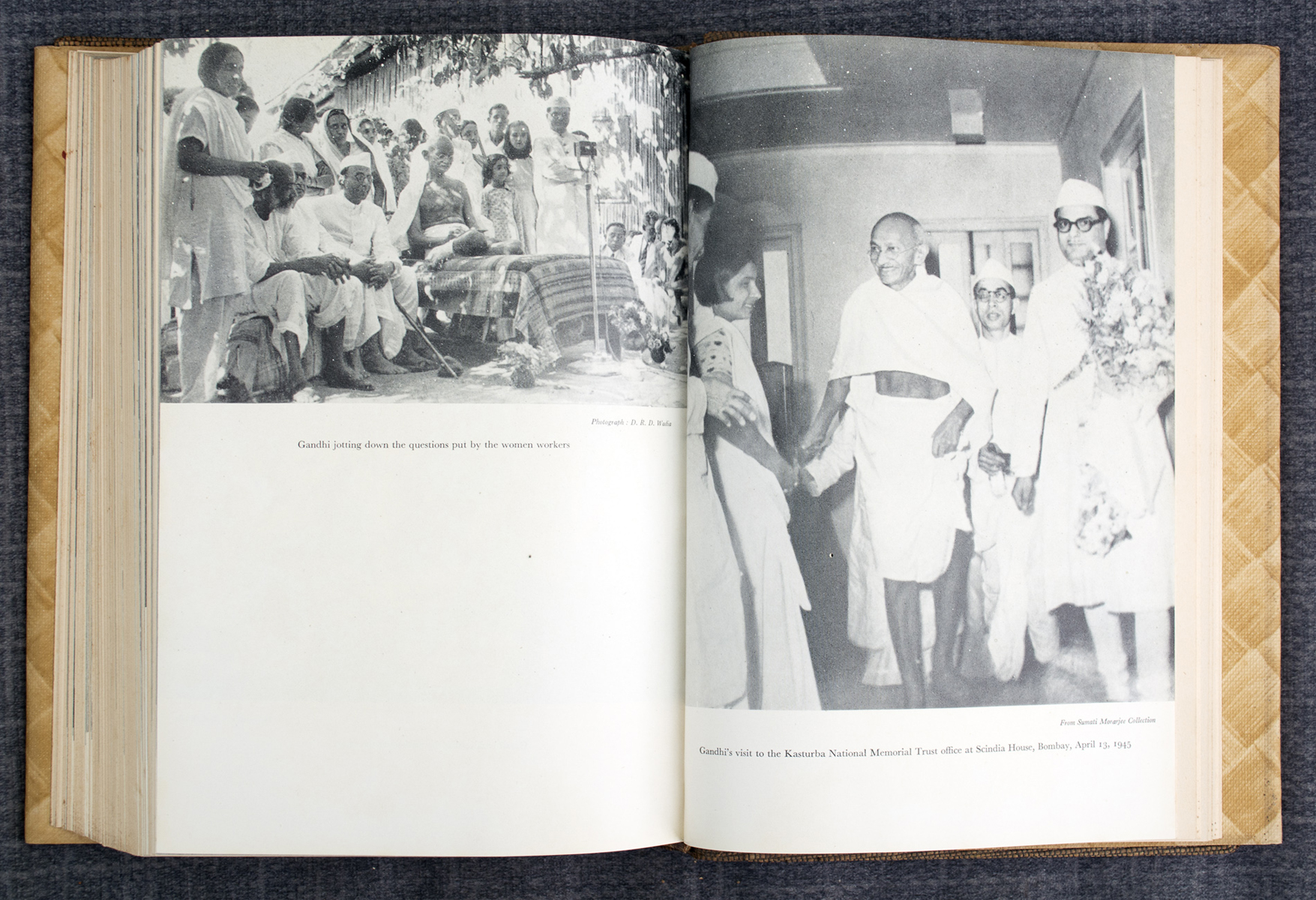 DINANATH GOPAL TENDULKAR - Mahatma: Life of Mohandas Karamchand Gandhi