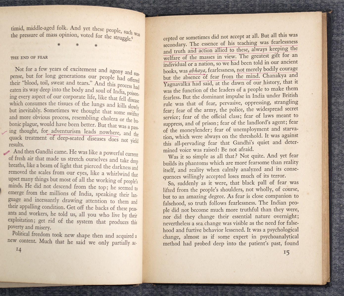 RICAHRD J. WALSH - Nehru on Gandhi (1948)