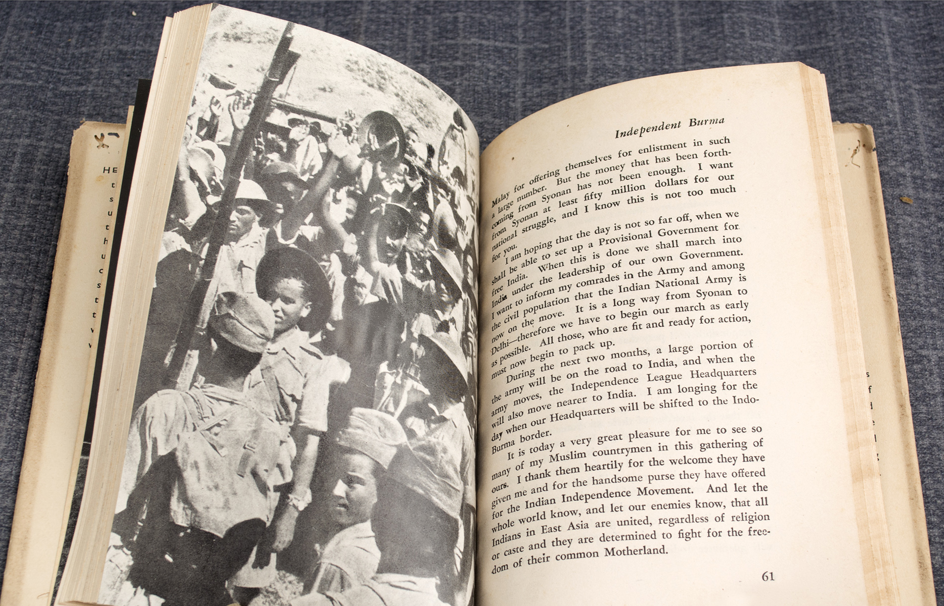 K. M. TAMHANKAR - On to Delhi: 23 Enthralling speeches of Subhas Chandra Bose (1946)