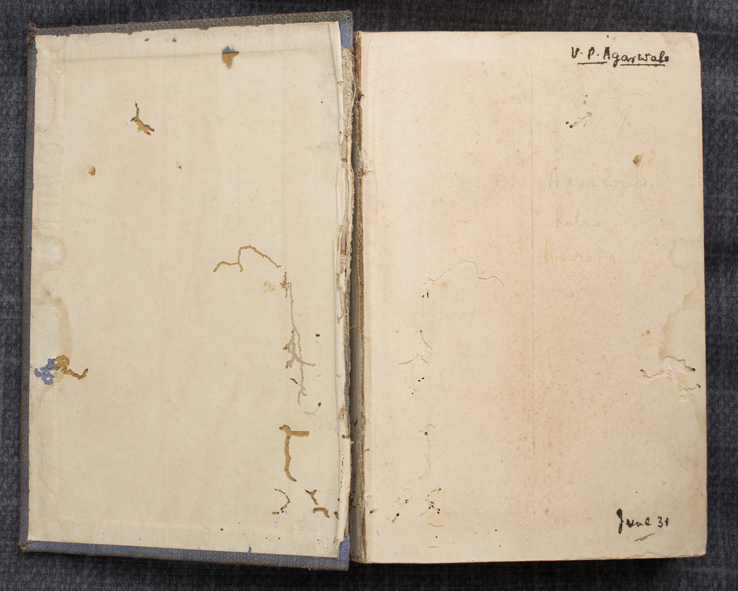 MOHANDAS KARAMCHAND GANDHI - Satyagraha in South africa (1928)