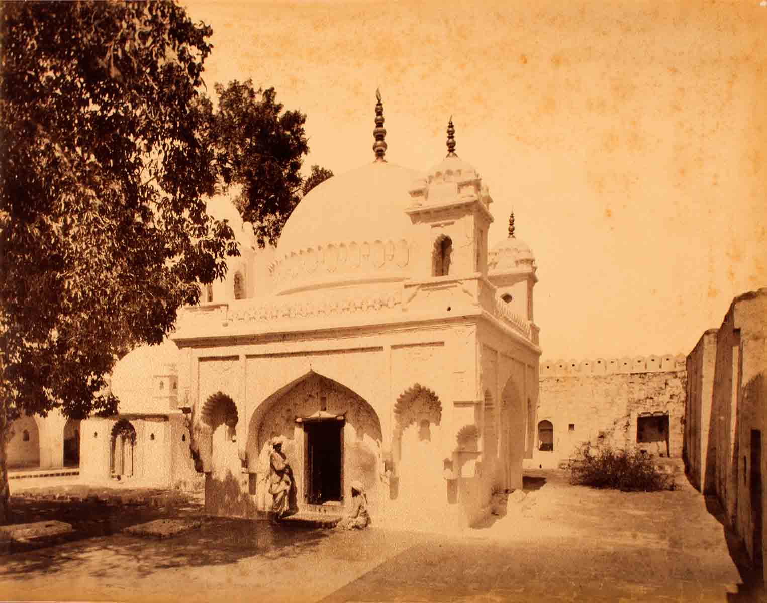 Raja Deen Dayal Tomb of Mowla’na Zar-Zari Zarbukhush at Rozah (1888)