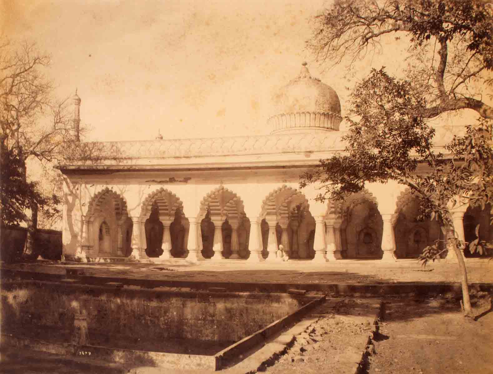 Raja Deen Dayal Mosque at Ajunta built by Asaf Jah I (1888)
