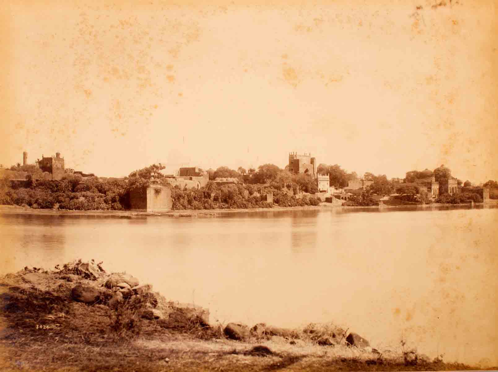 Raja Deen Dayal Dargah of Bandeh- Nawaz at Gulbarga (1888)