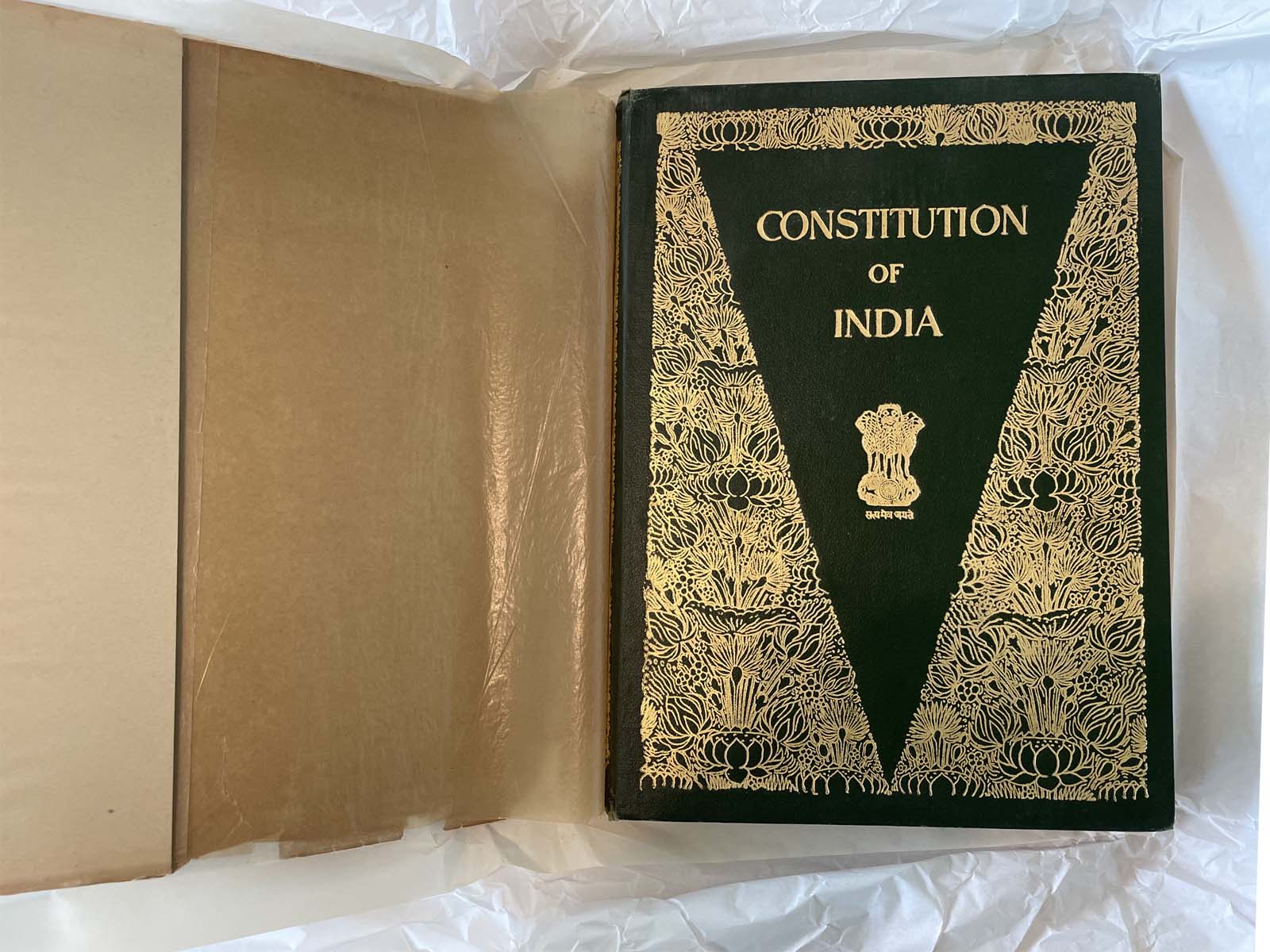 Constitution - THE CONSTITUTION OF INDIA (1950)