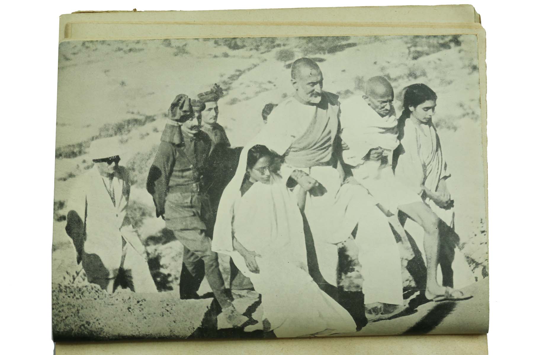 D.G. Tendulkar - GANDHIJI : HIS LIFE AND WORK (1945)