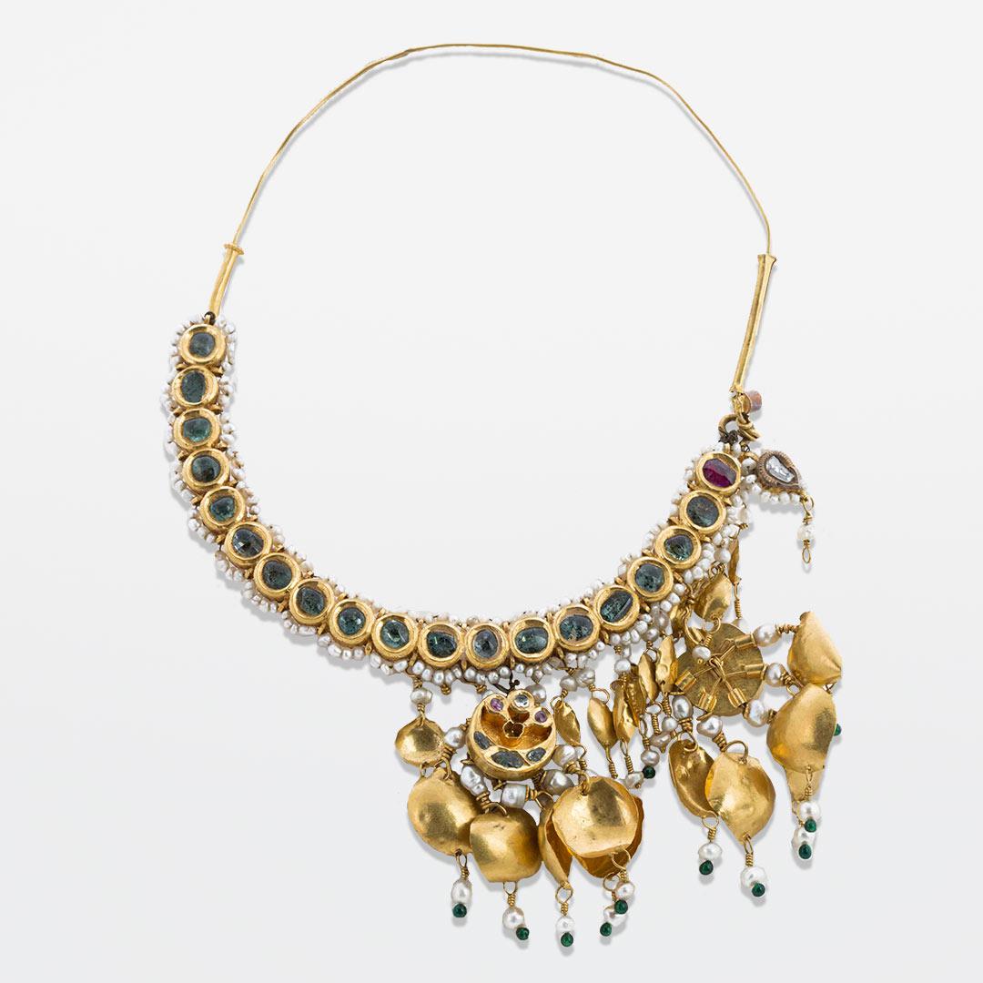 Traditional Bridal Nath