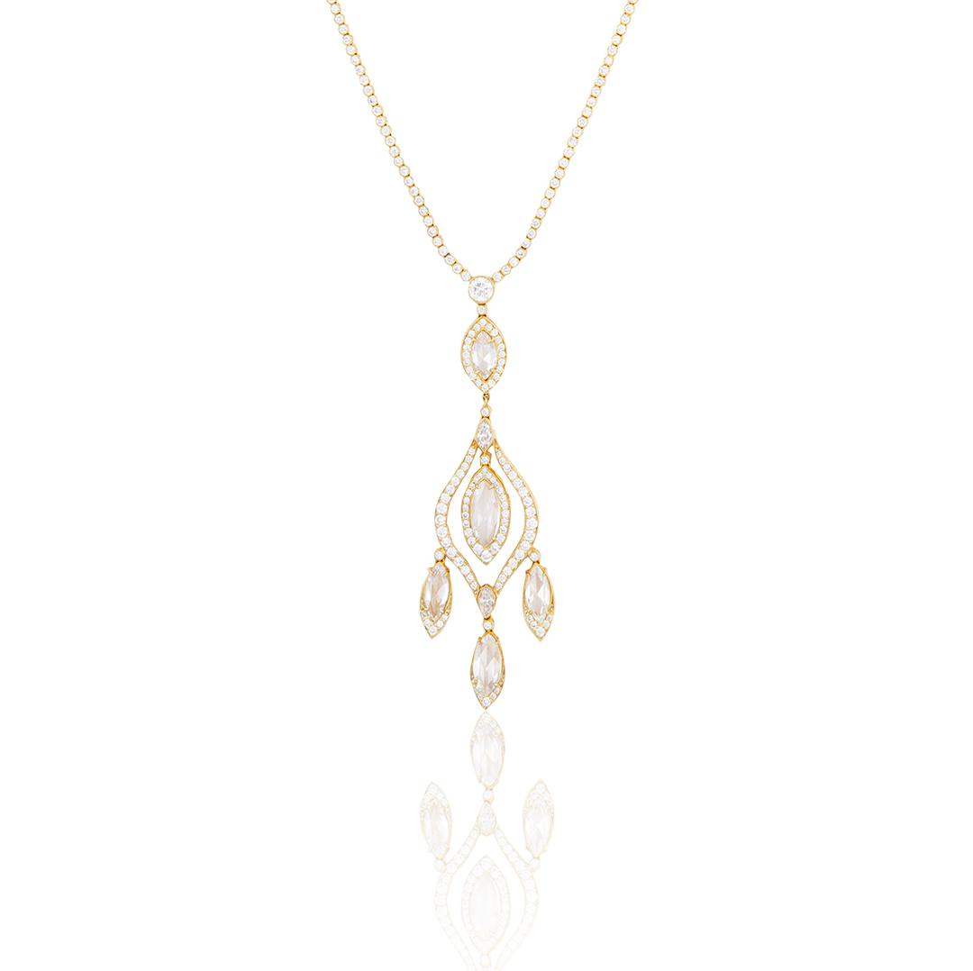 A modern and elegant diamond necklace