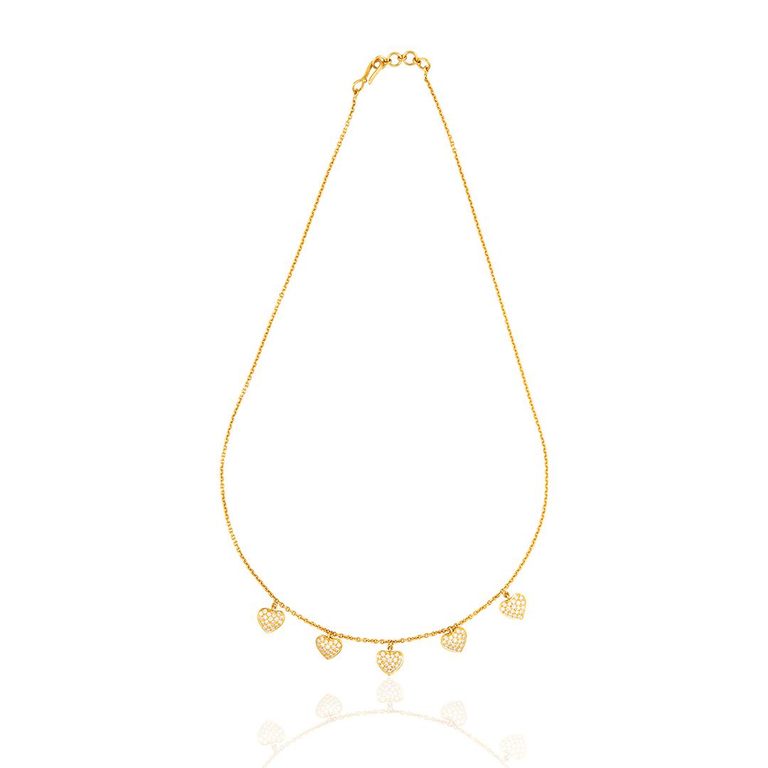 An everyday simple chic diamond necklace