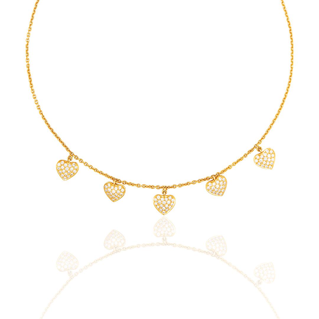 An everyday simple chic diamond necklace