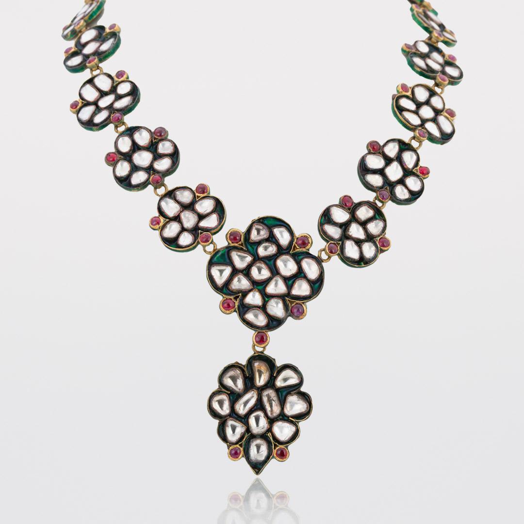 Necklace with uncut Diamonds