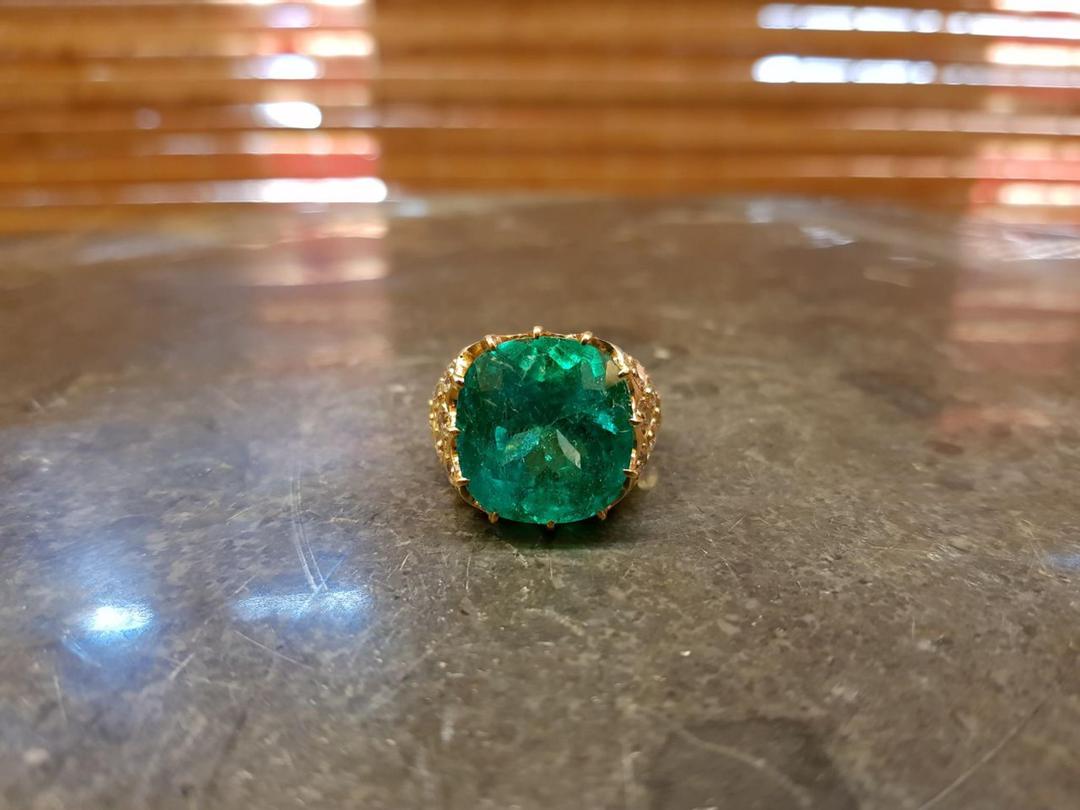 Colombian Emerald 18 ct Brilliant Cut