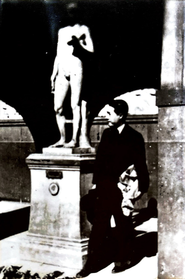 Xu Beihong at his alma mater, the École Nationale Supérieure des Beaux-Arts in Paris, 1919
