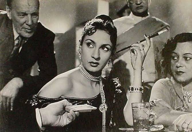 Nadira Shree 420 1955 Bhanu Athaiya