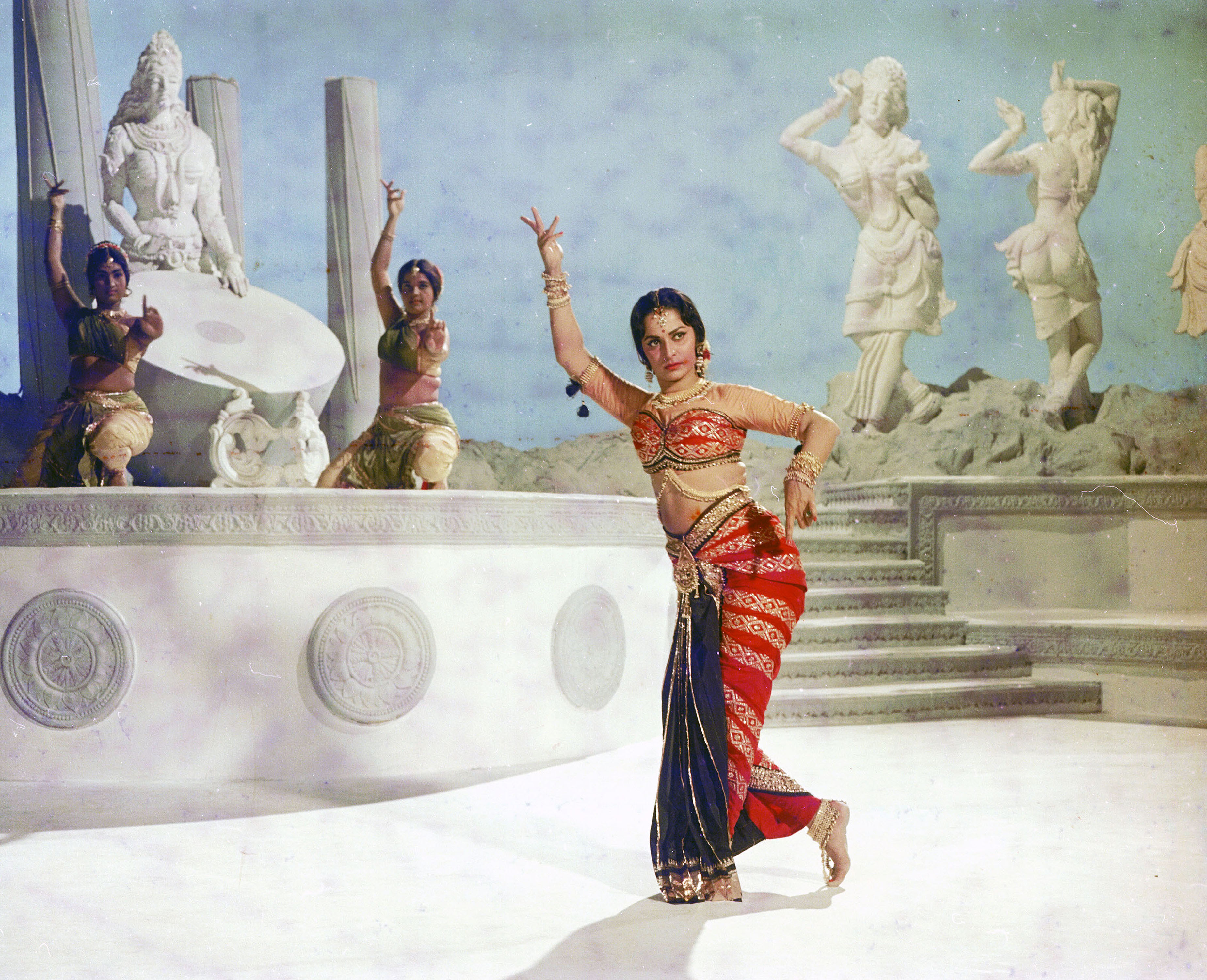 Waheeda Rehman Guide 1965
